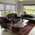 Apartment Sleep *